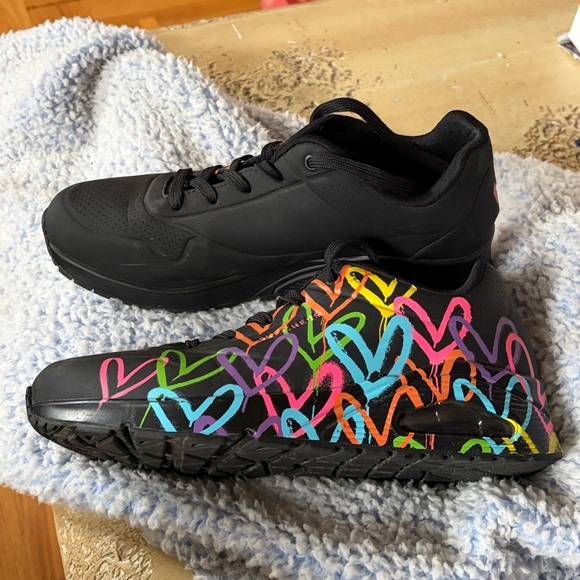 Skechers Black Shoes with Multicolor Heart Accents - Picture 2 of 6